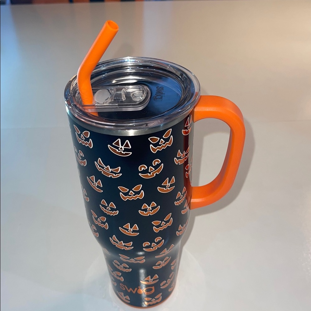 Swig Halloween Pumpkin Tumbler with Straw New